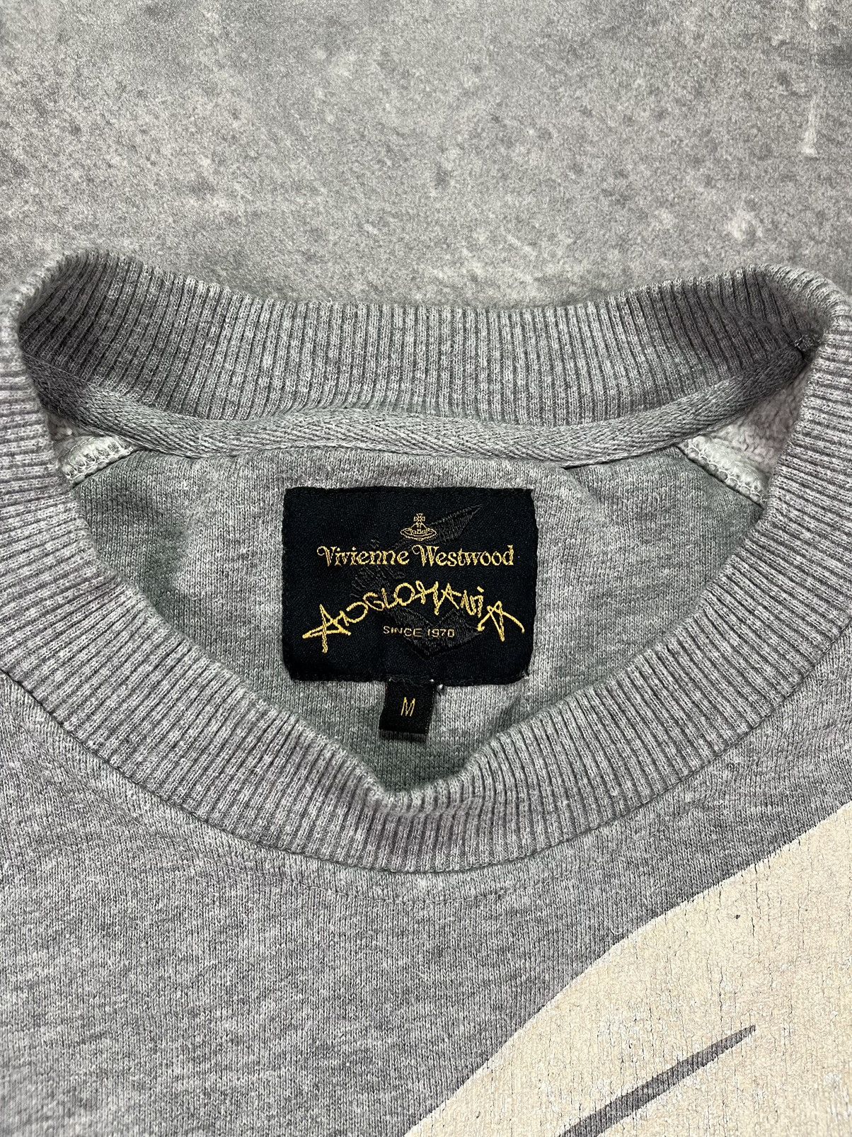 Vivienne Westwood Vivienne Westwood Anglomania Distressed Big Logo Crewneck M Size US M / EU 48-50 / 2 - 5 Thumbnail
