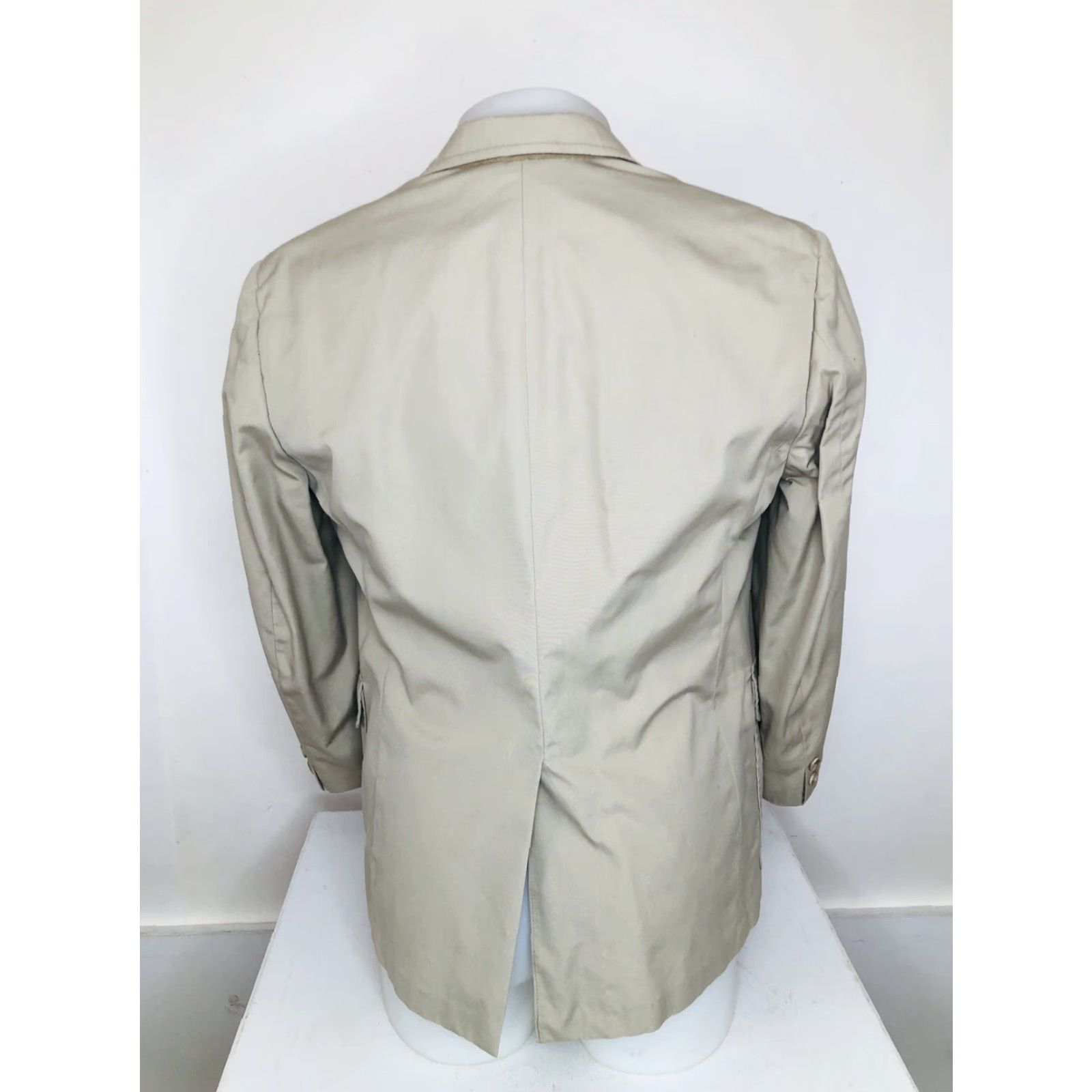 Brooks Brothers BROOKS BROTHERS / VINTAGE Mens 40 Short Blazer SportCoat Jacket Made in USA Beige 27.5" 21.5" 20" Pit to Pit Mens Size US 40 / EU 56 - 6 Thumbnail