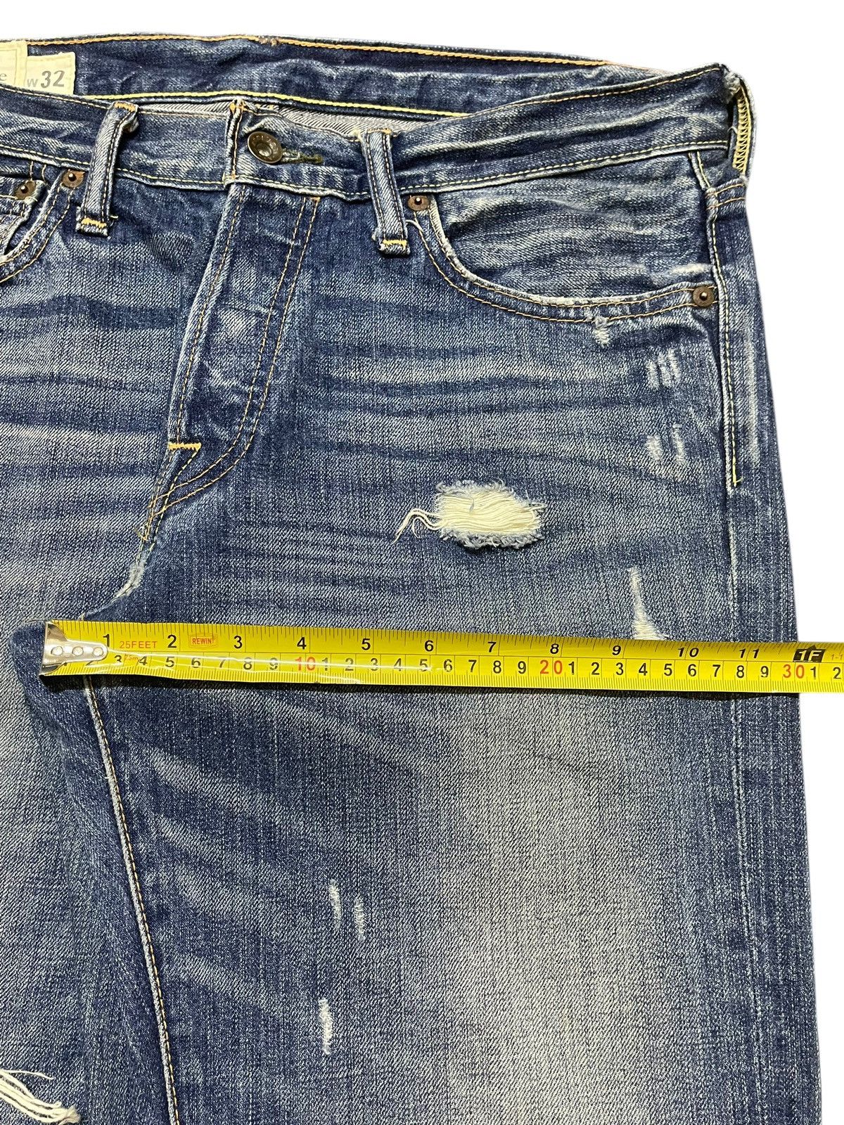 Abercrombie & Fitch Vintage Abercrombie & Fitch Faded Wash Distressed Baggy Jean Size US 34 / EU 50 - 16 Thumbnail