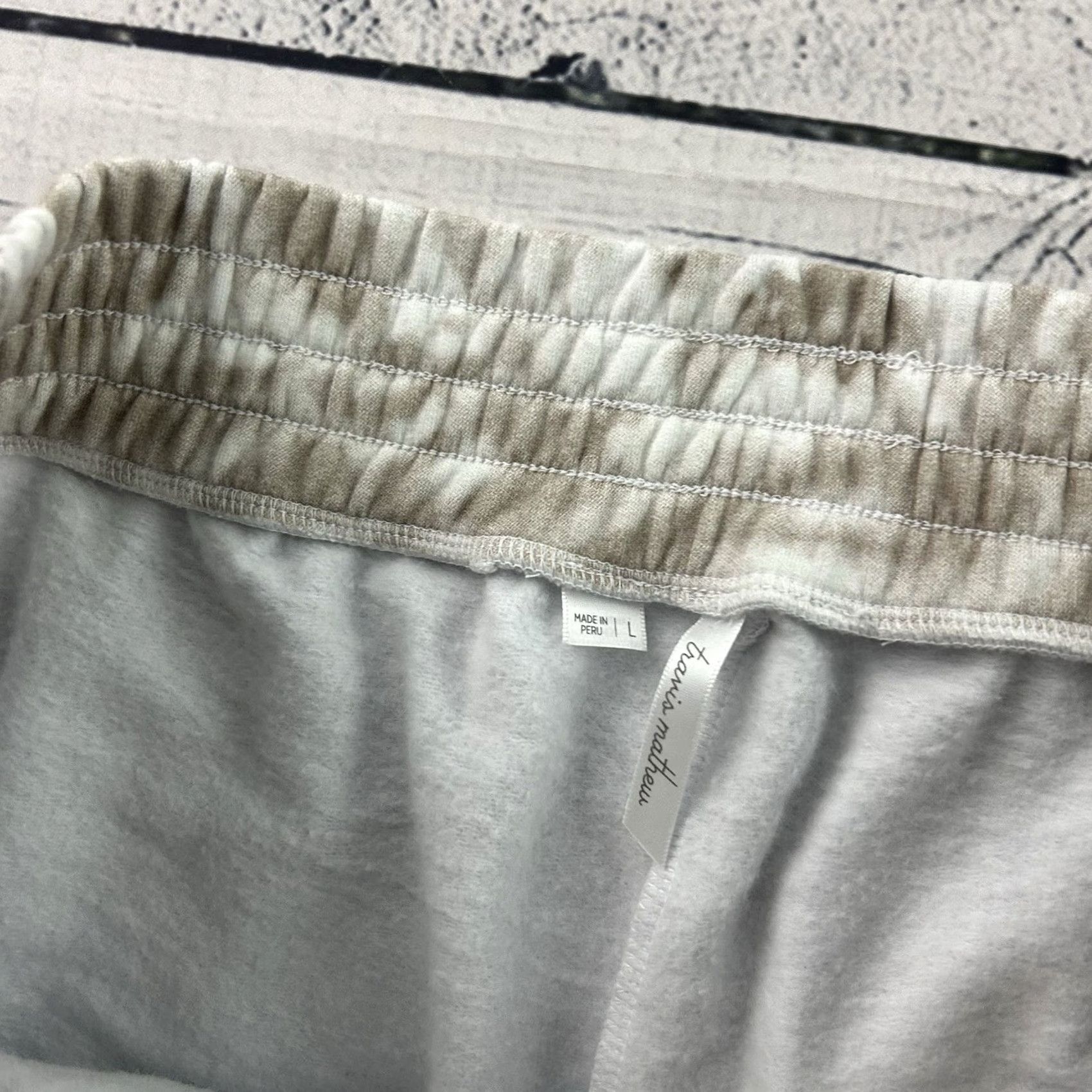 TravisMathew Travis Mathew Jogger Sweatpants Women's L Beige Sweatpants? Size 36" / US 14 / IT 50 - 4 Thumbnail