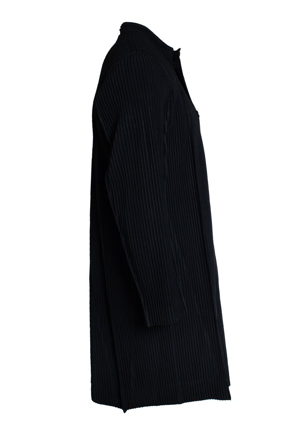 Issey Miyake Issey Miyake, Pleated jacket in black Size US L / EU 52-54 / 3 - 4 Thumbnail