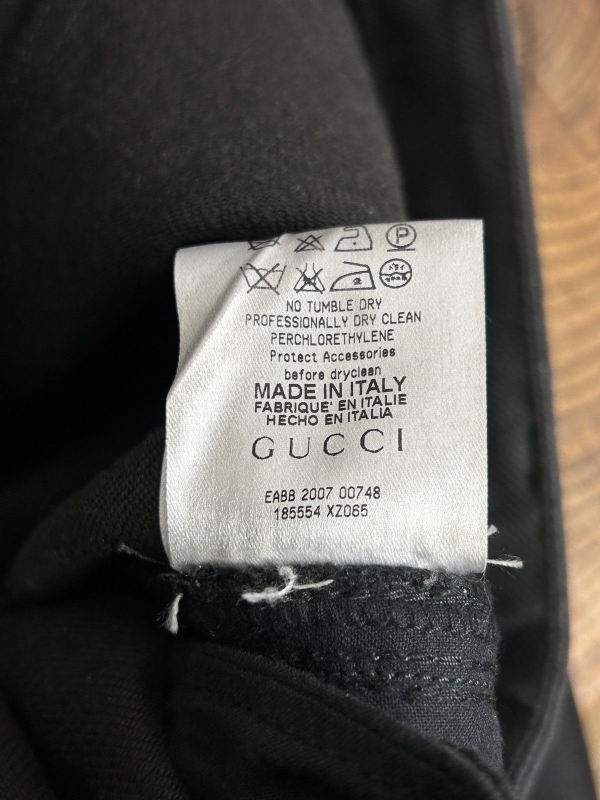 Gucci 00s Vintage Gucci Waxed Cotton Denim Jeans Size 38 Size 26" / US 2 / IT 38 - 14 Thumbnail