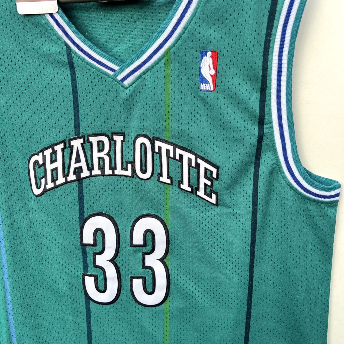 Mitchell & Ness Mitchell & Ness NBA JERSEY Charlotte HORNETS ALONZO MOURNING Size US XXL / EU 58 / 5 - 2 Thumbnail
