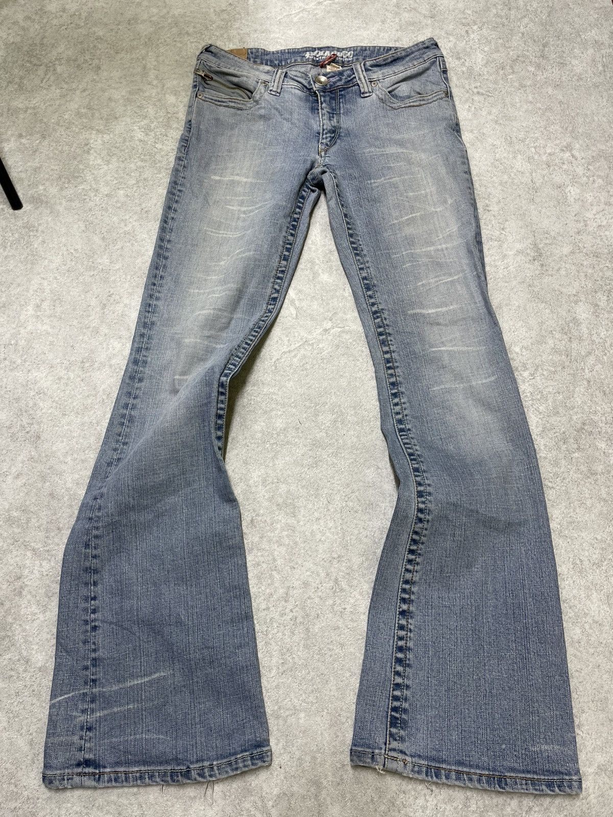 If Six Was Nine × Le Grande Bleu (L.G.B.) Distressed Ifsixwasnine Style Flare Denim Rockstar Grail LGB Size US 29 - 1 Thumbnail