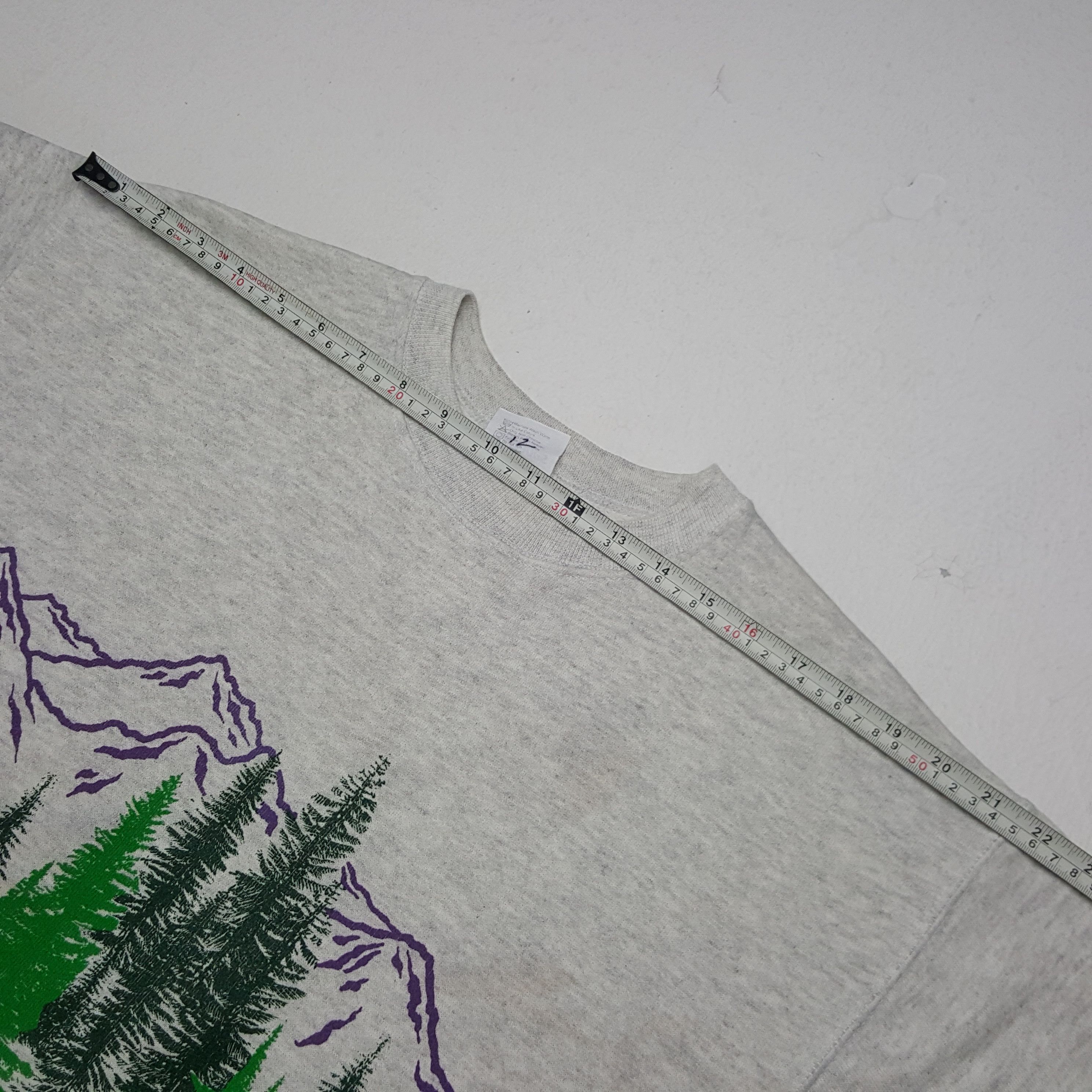 Vintage Vintage Lake Tahoe American Outdoor Style Sweatshirt Size US XL / EU 56 / 4 - 7 Thumbnail