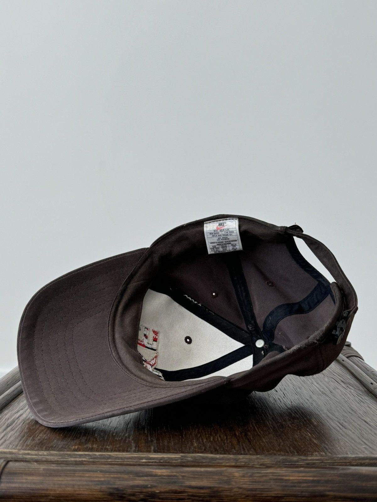 Nike × Vintage Vintage 90s Nike Big Logo Brown Cap Size ONE SIZE - 6 Thumbnail