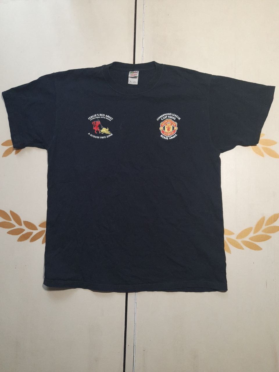 Fruit Of The Loom Fergie's Red Army Champions League Cup Final MMIX T-Shirt Size US XL / EU 56 / 4 - 2 Thumbnail