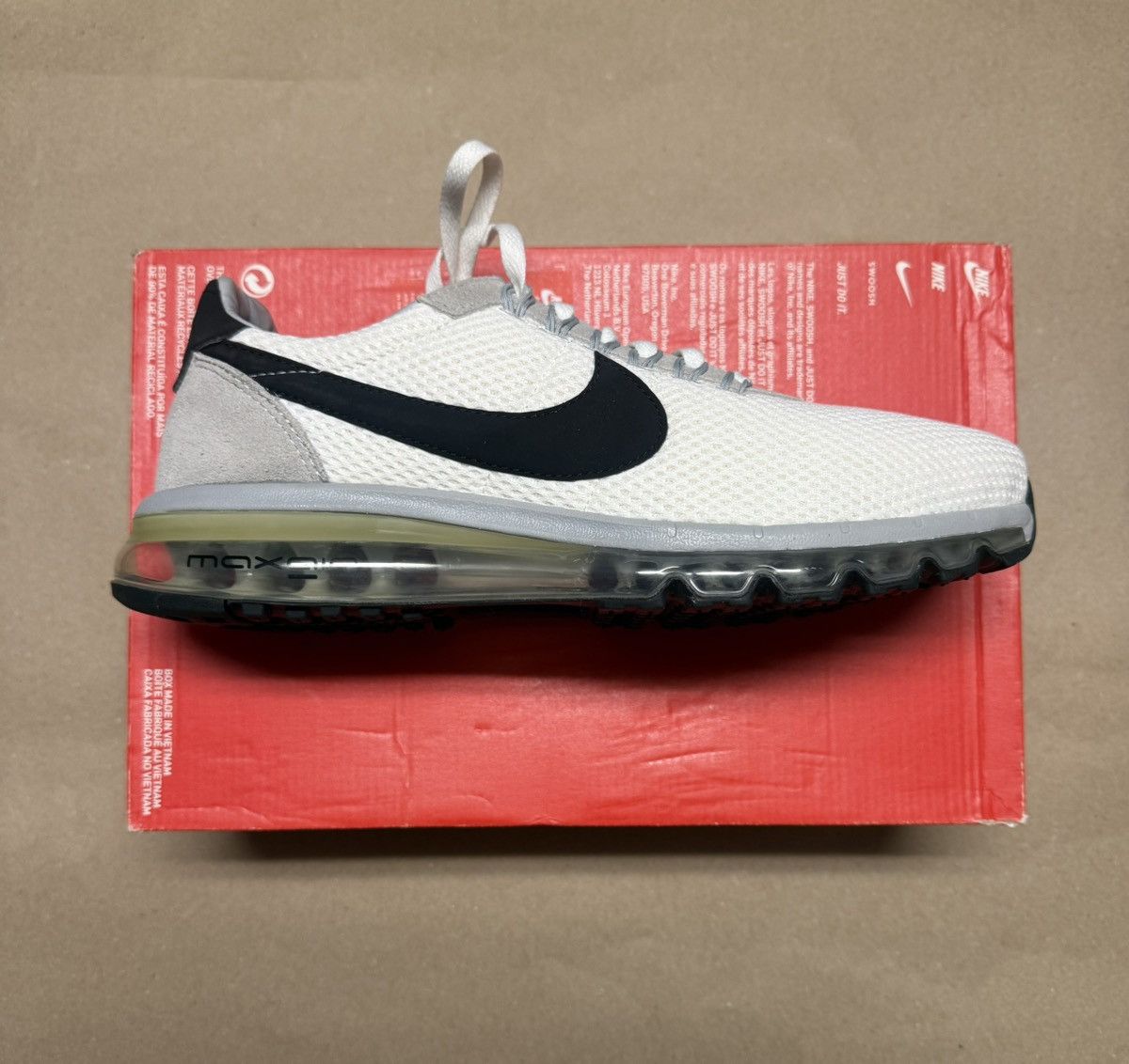 Nike Air Max LD-Zero men’s size 11.5 running shoe Rare NEW!