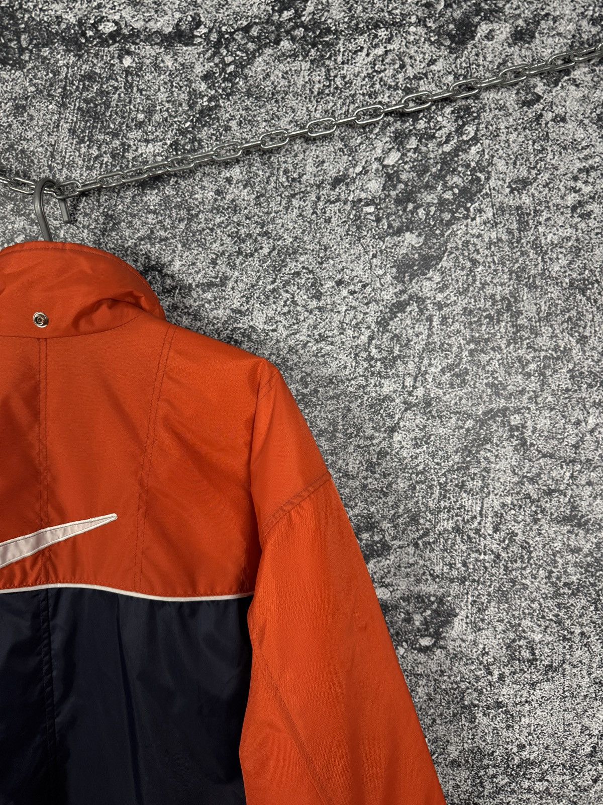 Nike Men’s Nike Vintage Jacket Retro 90s Big Swoosh Logo Size L Size US L / EU 52-54 / 3 - 13 Thumbnail