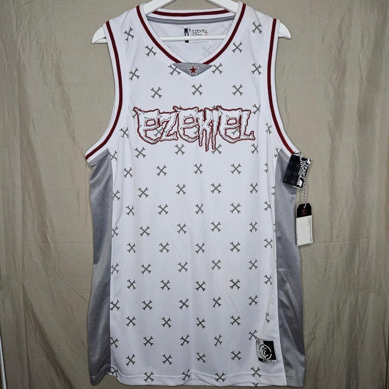 Ezekiel Ezekiel Basketball Jersey Bone Print Athletic Tank Top Size US XL / EU 56 / 4 - 1 Thumbnail