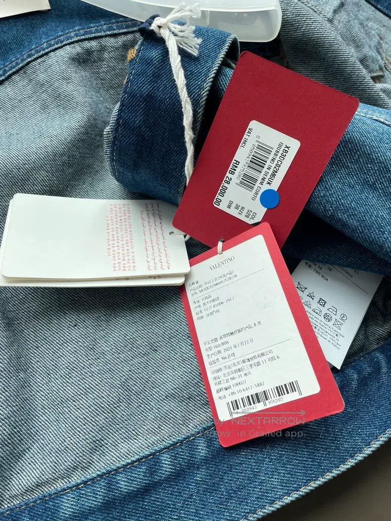Valentino Valentino Short denim jacket Size US M / EU 48-50 / 2 - 7 Thumbnail