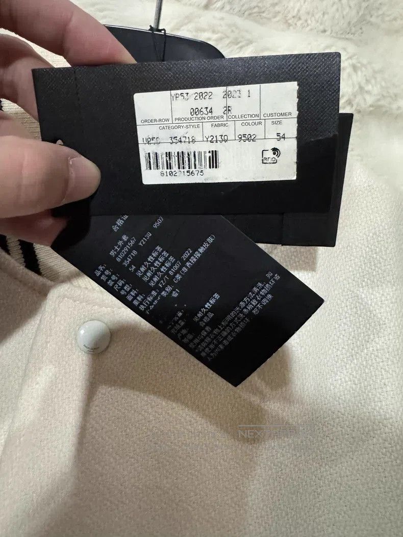 Saint Laurent Paris Saint Laurent Paris White Teddy Baseball Jacket Size US L / EU 52-54 / 3 - 3 Thumbnail