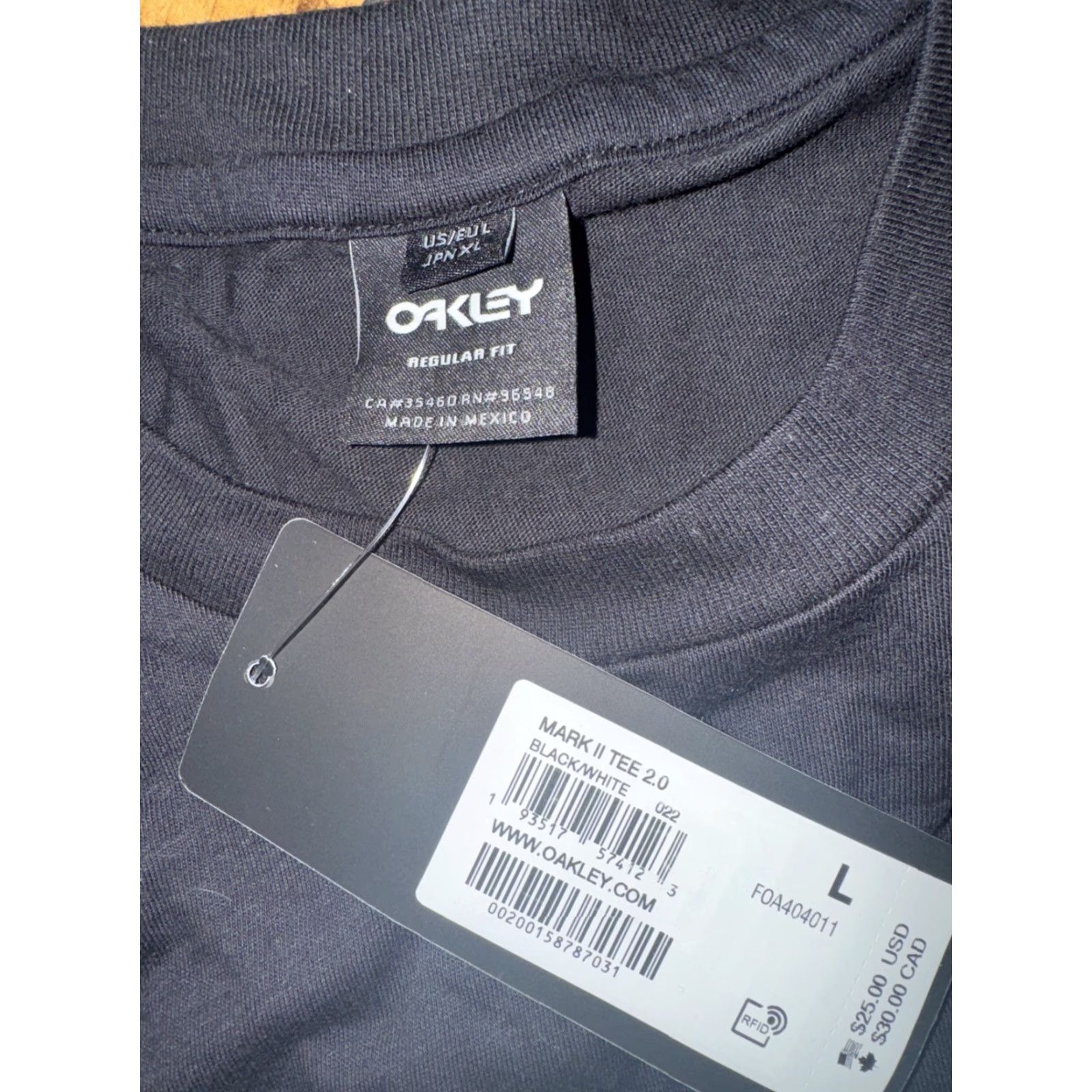 Oakley Oakley Spell Out T-Shirt Black Large L Men BNWT 22x29 Size US L / EU 52-54 / 3 - 3 Thumbnail