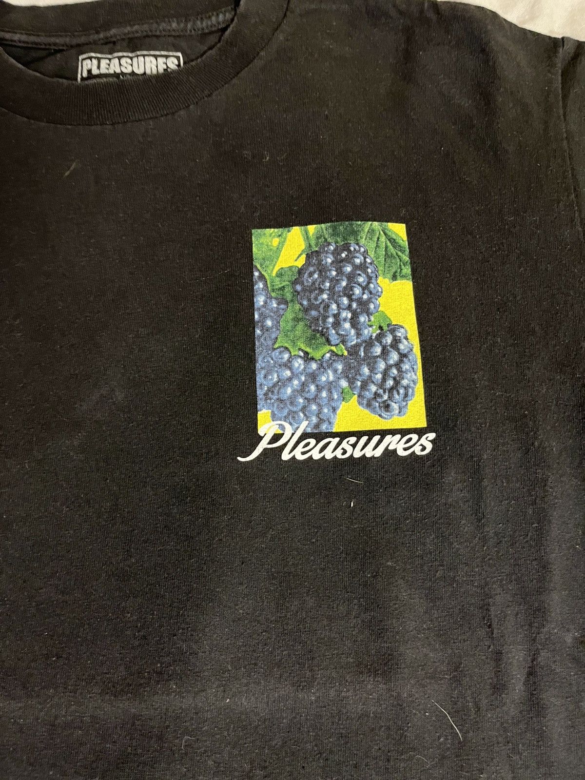 Pleasures Pleasures blackberry tee Size US M / EU 48-50 / 2 - 2 Thumbnail