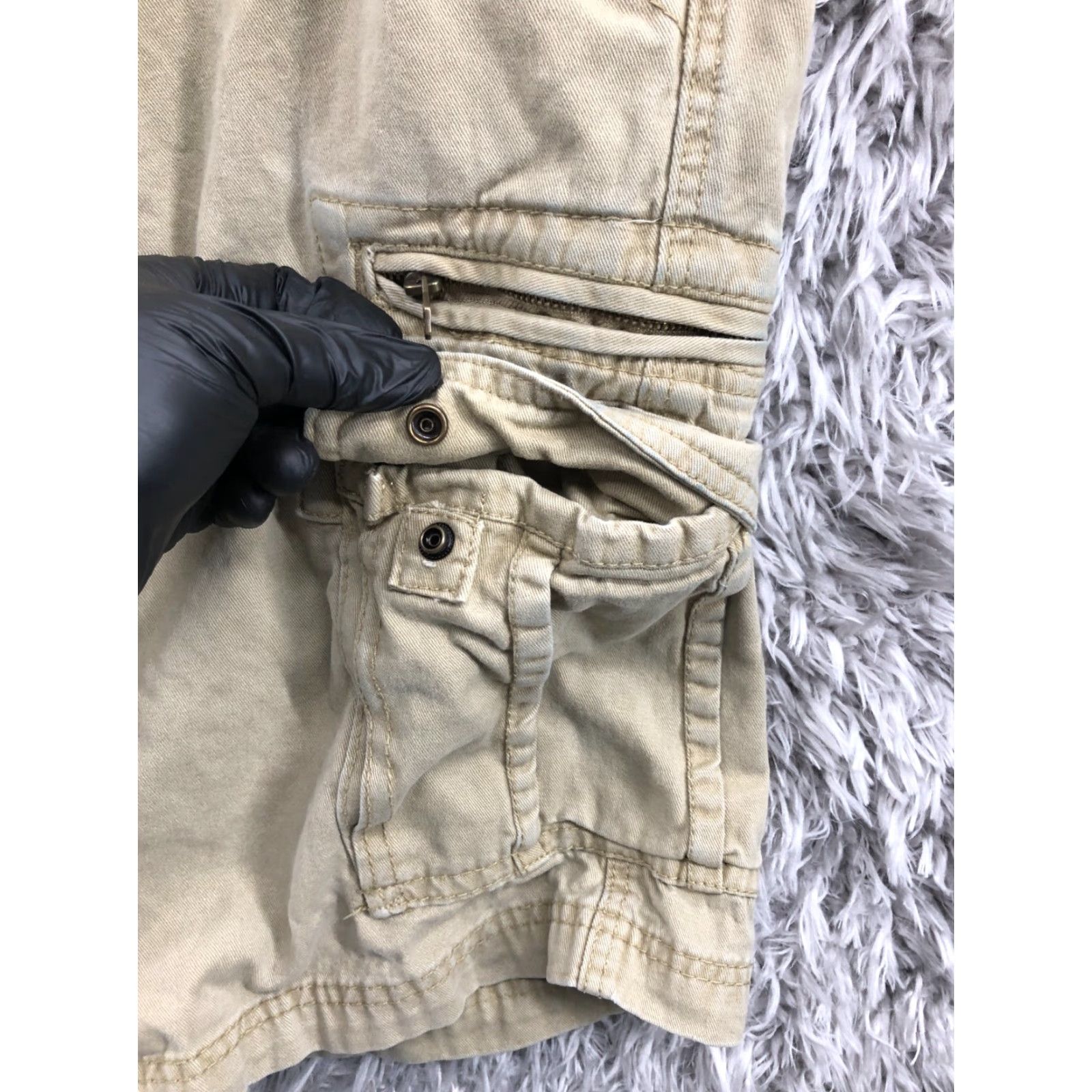Vintage Wearfirst Cargo Shorts Mens Size 38 Mid Rise Beige Pocket 5-Pocket Denim Cotton Blend Casual Shirt? Size US 38 / EU 54 - 4 Thumbnail