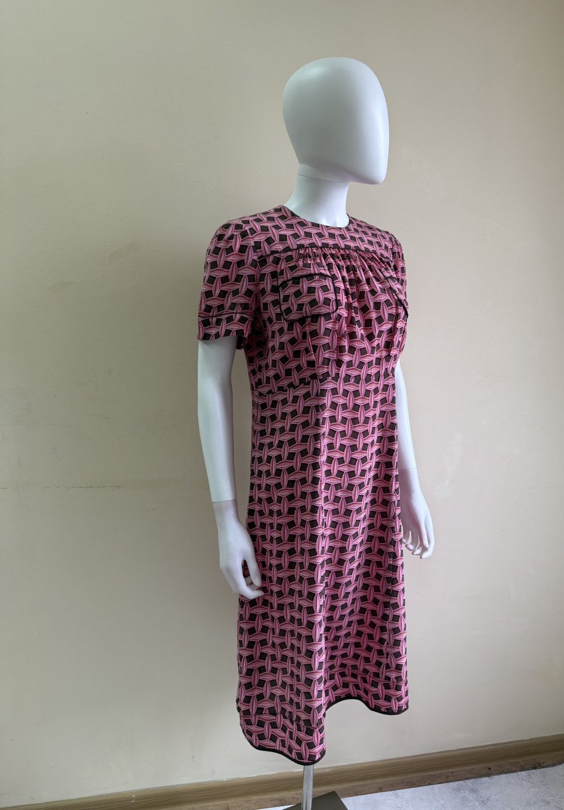 Louis Vuitton Louis Vuitton Womens Silk Printed Knee Length Pink Dress Size M / US 6-8 / IT 42-44 - 6 Thumbnail