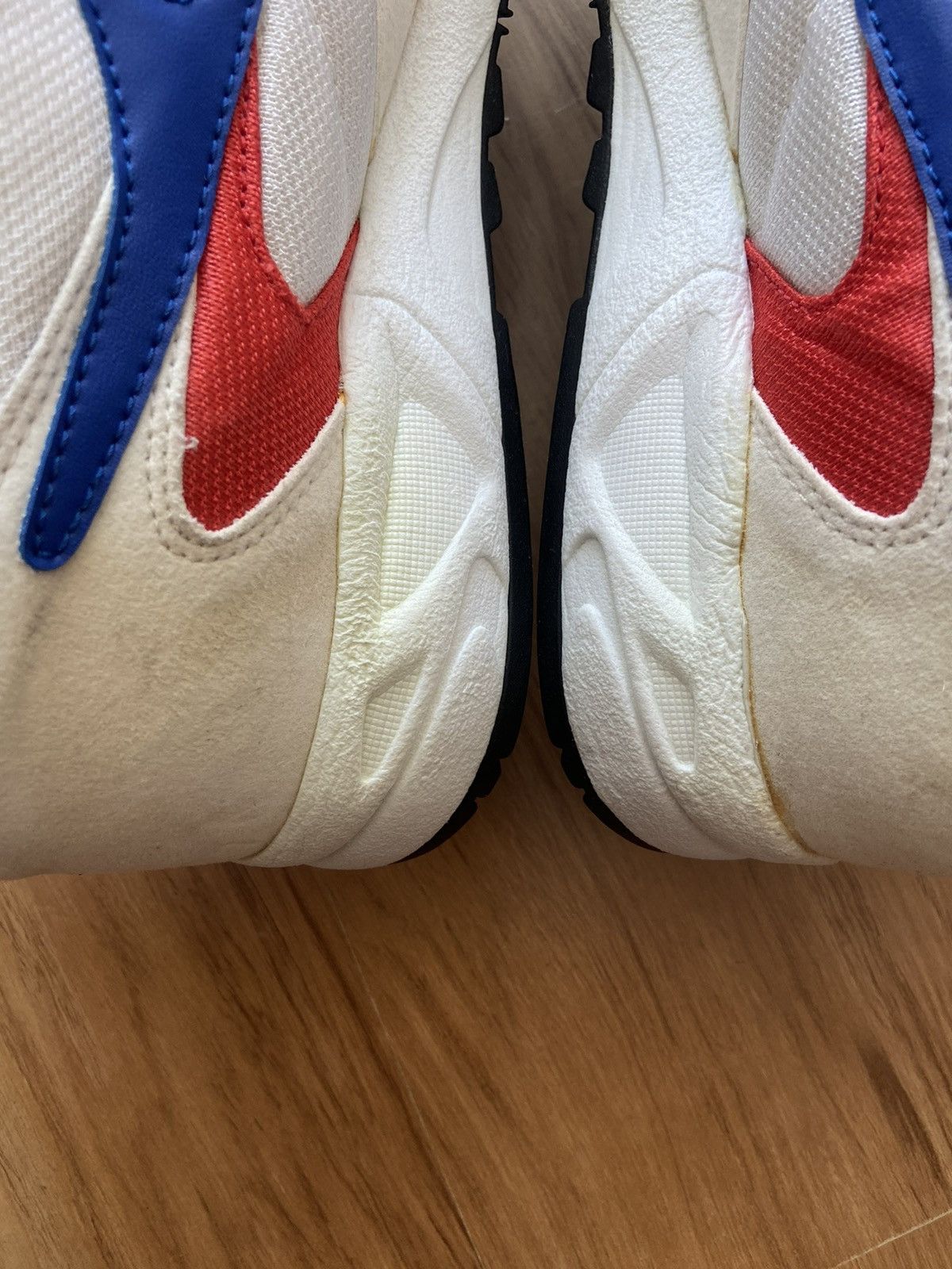 Saucony Saucony Retro Running Sneakers White Blue Red Low Top Size US 11 / EU 44 - 5 Thumbnail