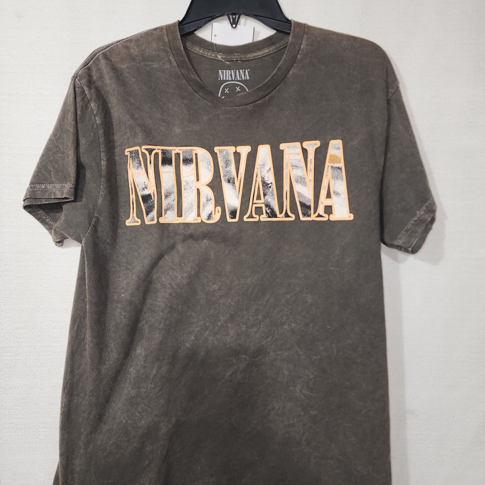 Nirvana Nirvana men's medium brown shirt Size US M / EU 48-50 / 2 - 4 Thumbnail