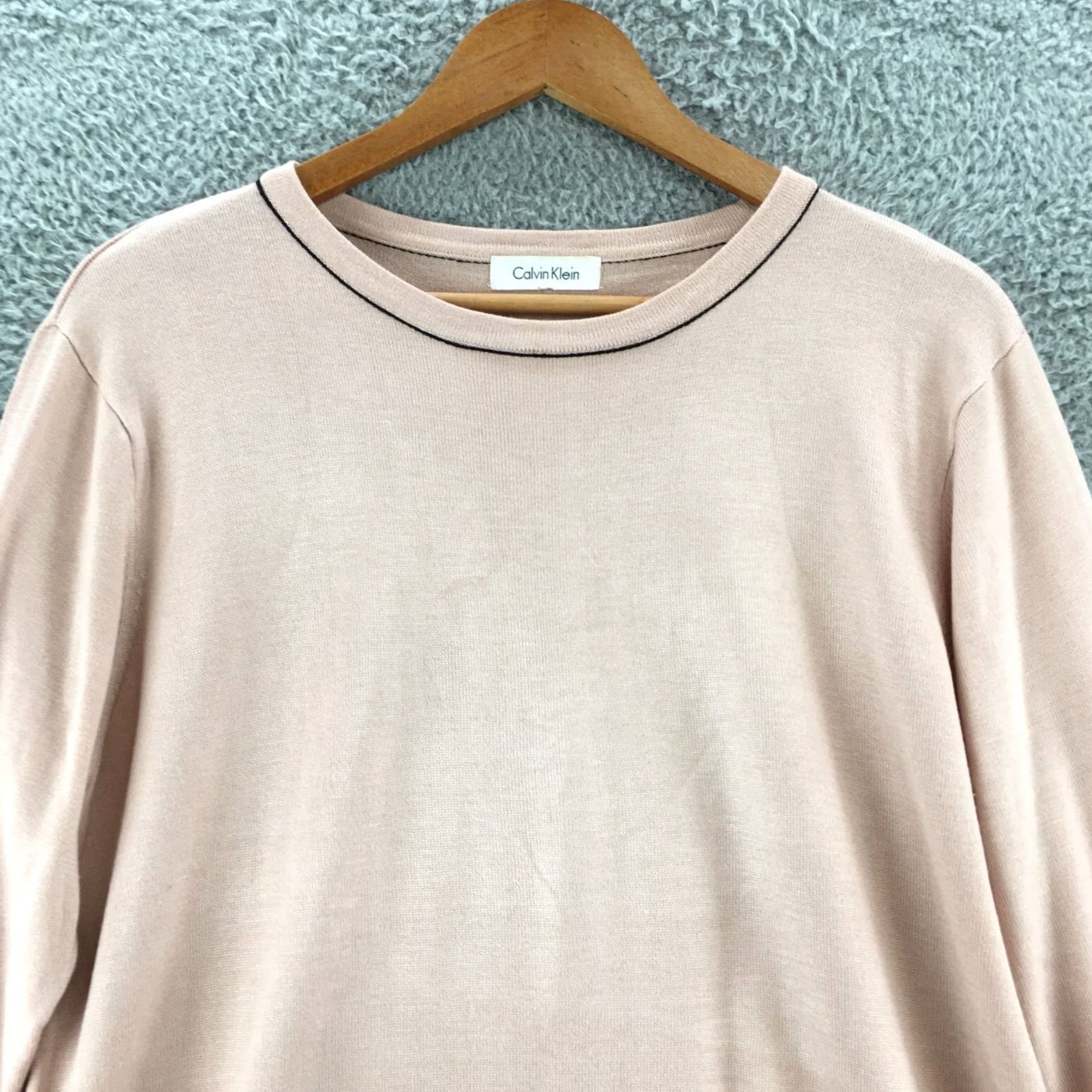 Calvin Klein Calvin Klein Knit Sweater Tee Top Womens Medium Pink Long Sleeve Crew Neck Shirt Adult M Pink Classic Pullover Womens Size M / US 6-8 / IT 42-44 - 2 Thumbnail