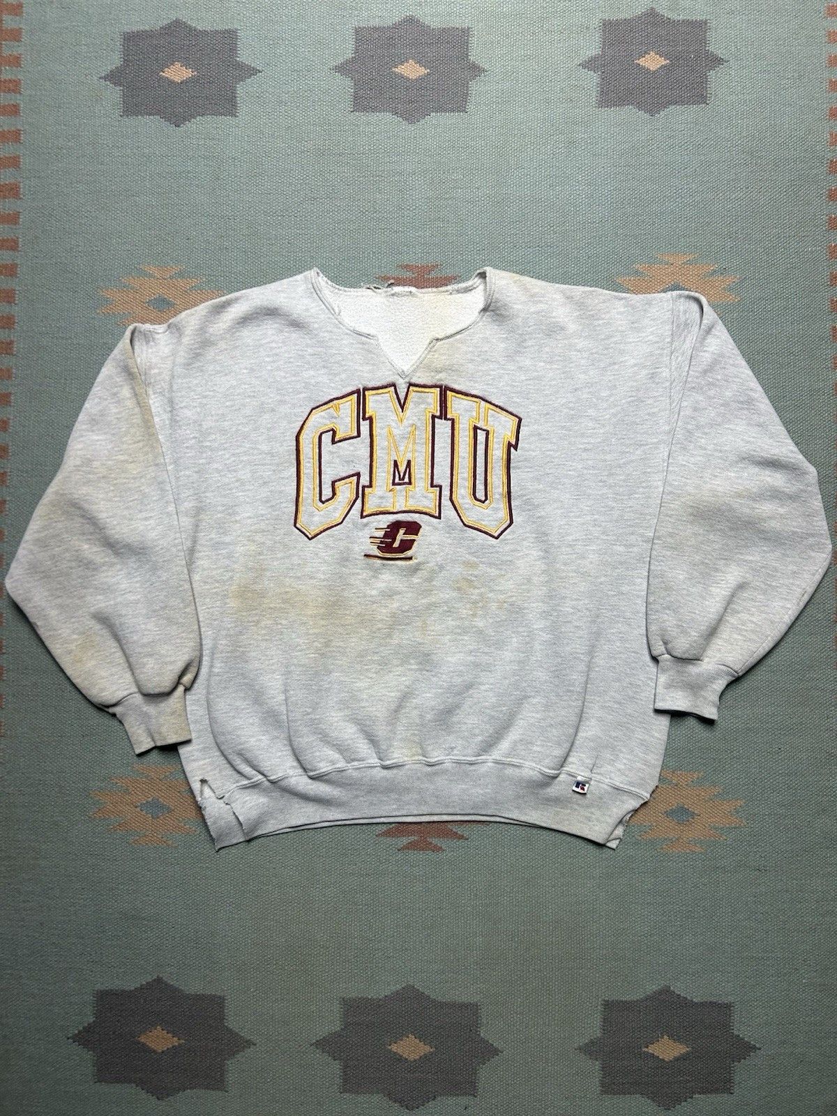 Vintage 80s Russell athletic sweatshirt CMU central Michigan L/XL Size US L / EU 52-54 / 3 - 1 Thumbnail