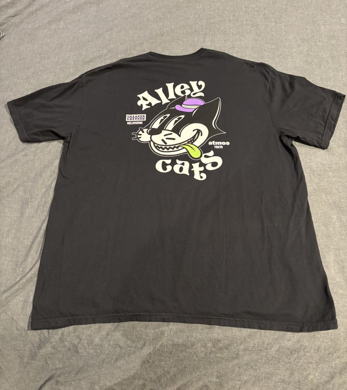 atmos atmos x Sneaker Freaker Alley Cats Tee Size US XXL / EU 58 / 5 - 3 Thumbnail
