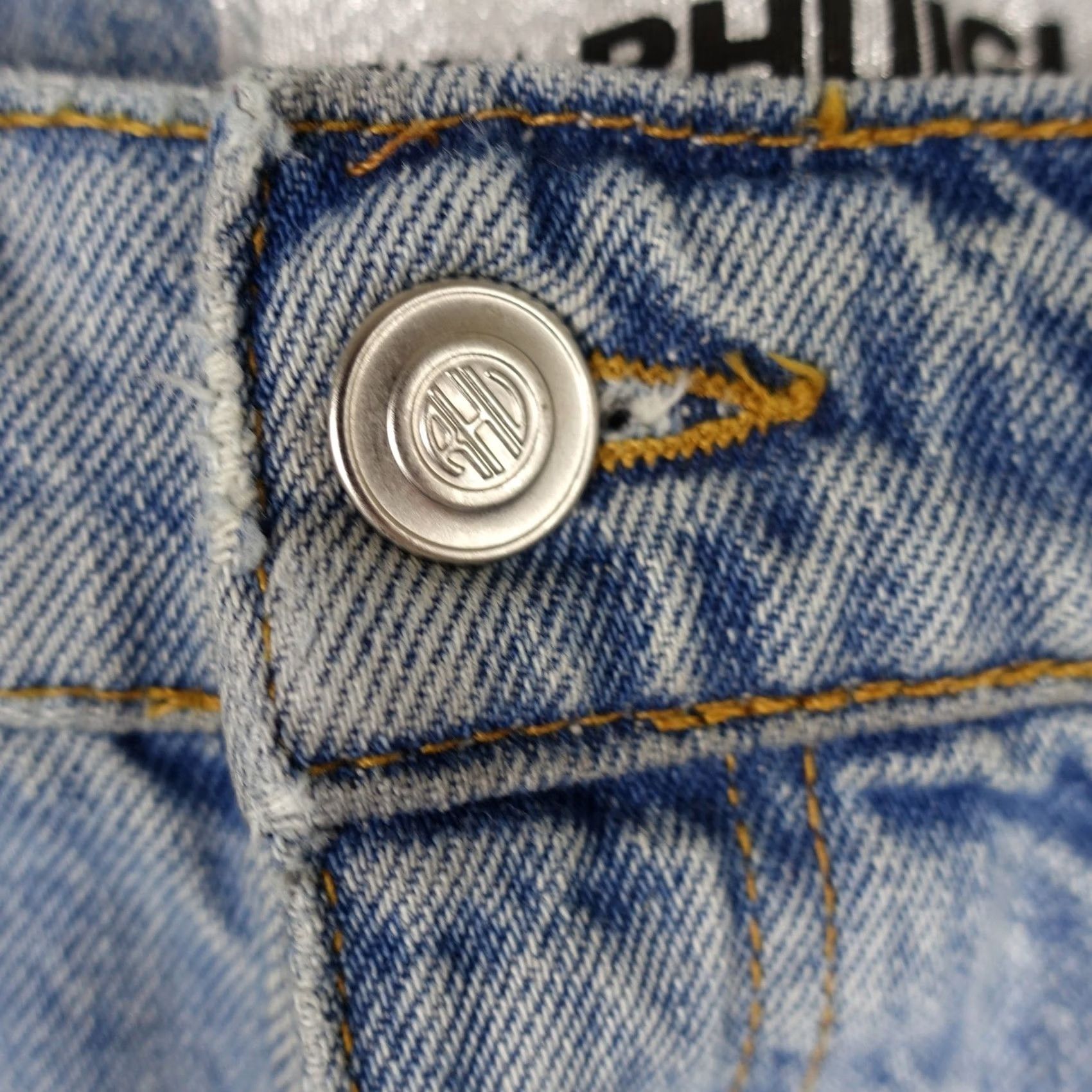 Zara VINTAGE Nike Shirt? (This item is not vintage) Size US 32 / EU 48 - 3 Thumbnail
