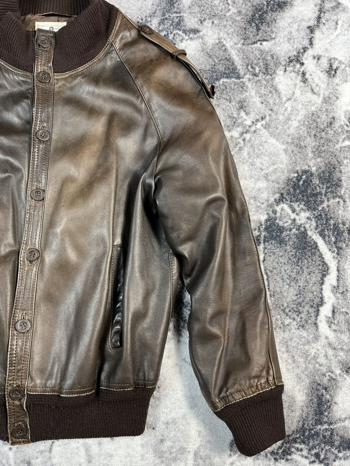 Leather Vintage Leather Bomber Jacket / Brown / Ribbed Trim / Men’s Size US L / EU 52-54 / 3 - 3 Thumbnail