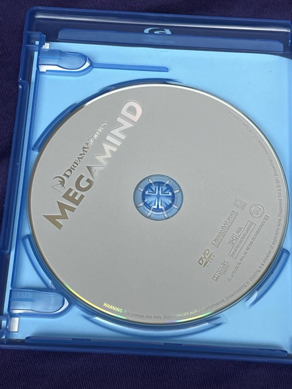 Other MegamindTwo-Disc Blu-ray/DVD Combo - DVD - Very Good Size ONE SIZE - 5 Thumbnail