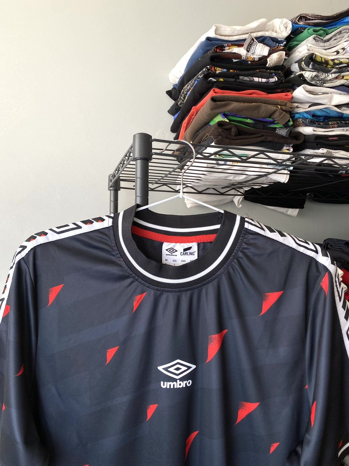 Umbro Umbro Carling Beer Soccer Jersey TShirt Hype Vetements Style Size US S / EU 44-46 / 1 - 2 Thumbnail