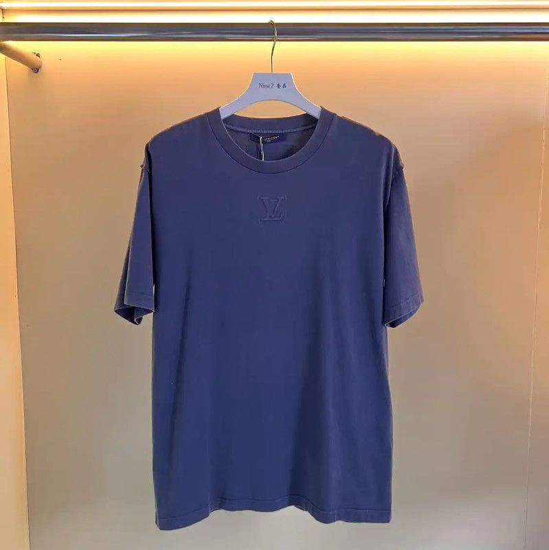 Louis Vuitton Louis Vuitton Men's XXL Navy Cotton T-Shirt 0089 Size US XXL / EU 58 / 5 - 1 Thumbnail
