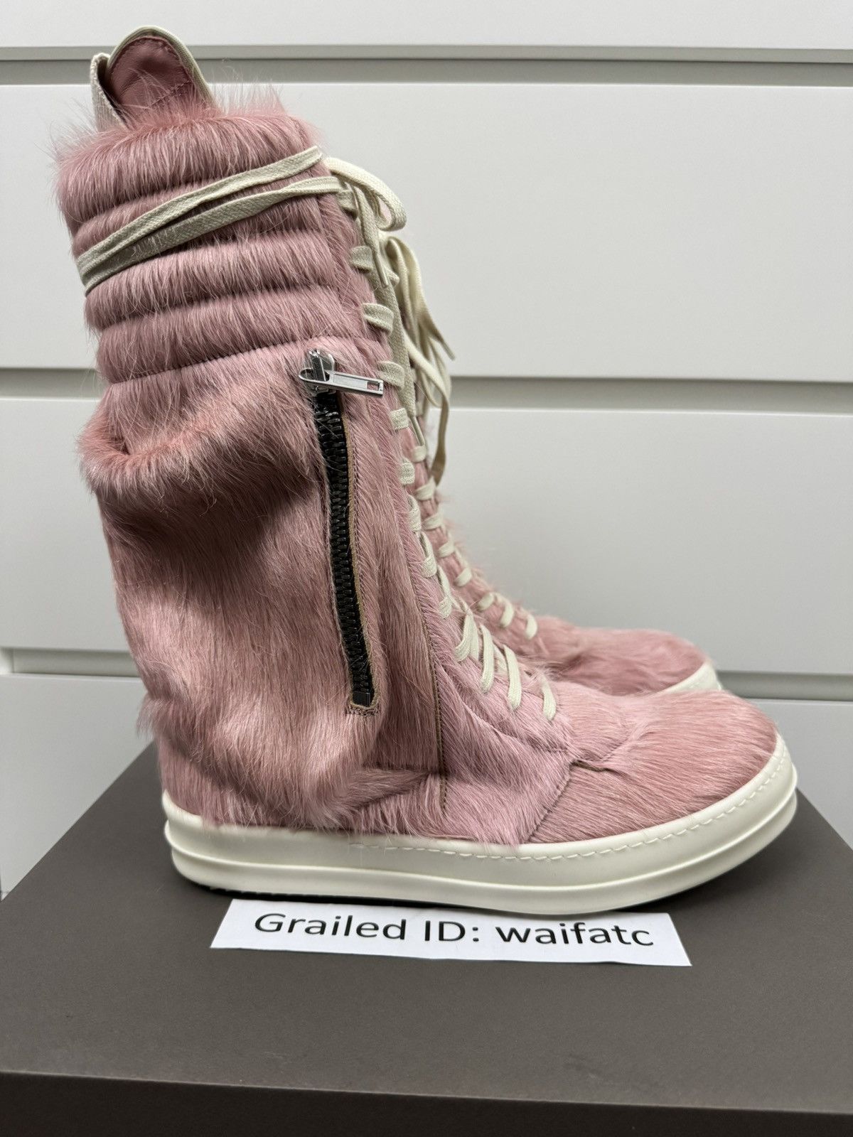 Rick Owens RICK OWENS LEATHER PONY PINK MILK CARGOBASKETS Size US 9 / EU 42 - 3 Thumbnail