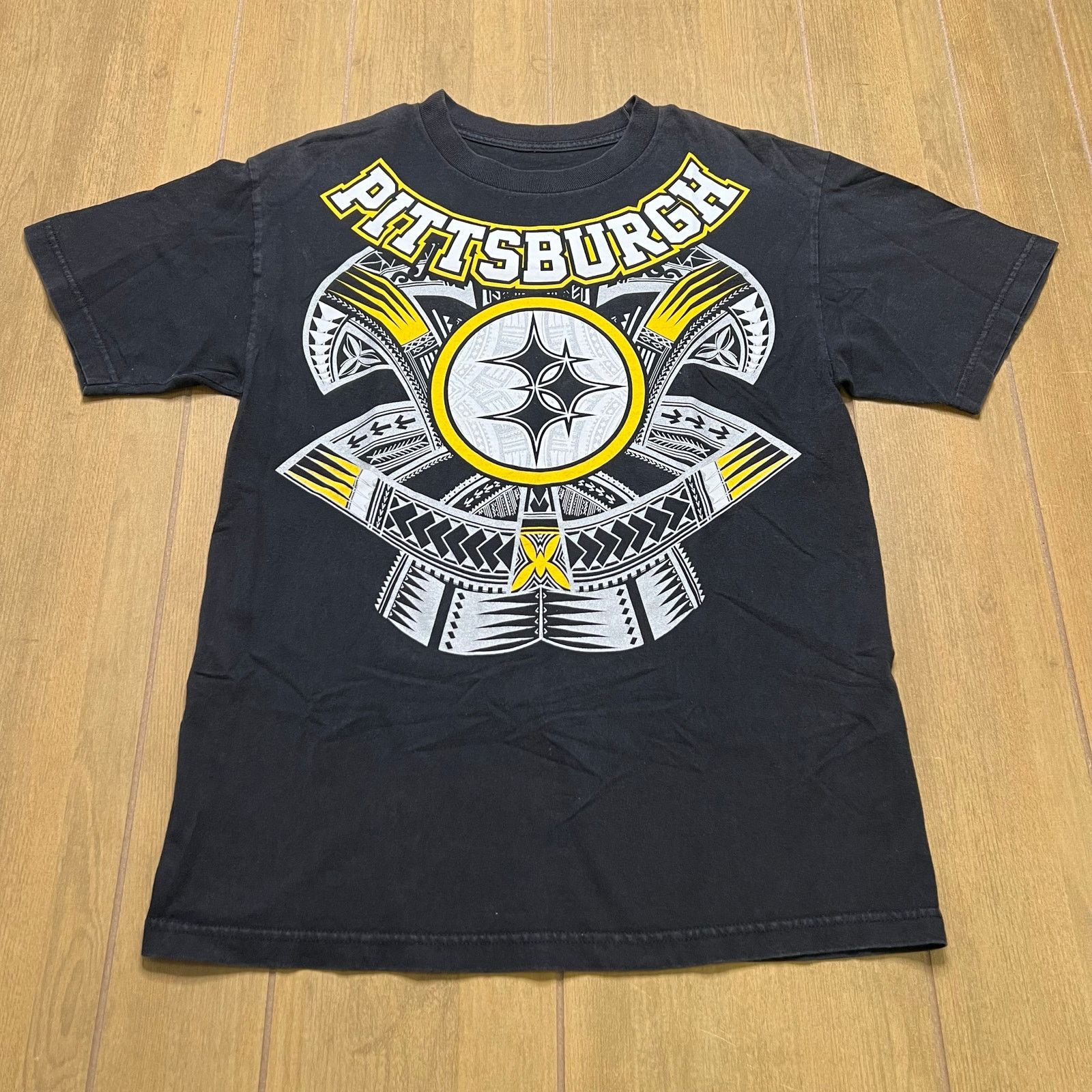 Vintage Vintage Pittsburgh Steelers T shirt tribal patterns S/M Y2K Size US M / EU 48-50 / 2 - 1 Thumbnail