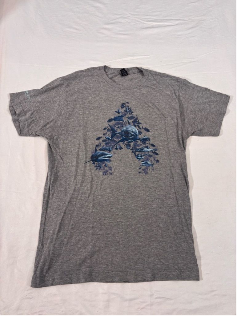 Tultex Men's Tultex Gray Aquaman Graphic T-Shirt Size M Size US M / EU 48-50 / 2 - 1 Thumbnail