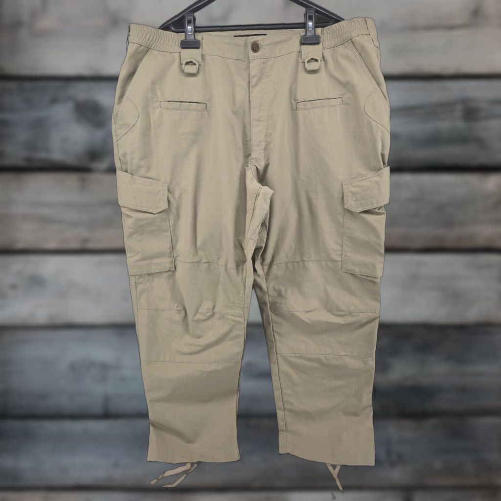 Vintage LAPG Pants Men's 44x30 Cargo Tactical Rip Stop Tan Khaki Size US 44 / EU 60 - 1 Thumbnail