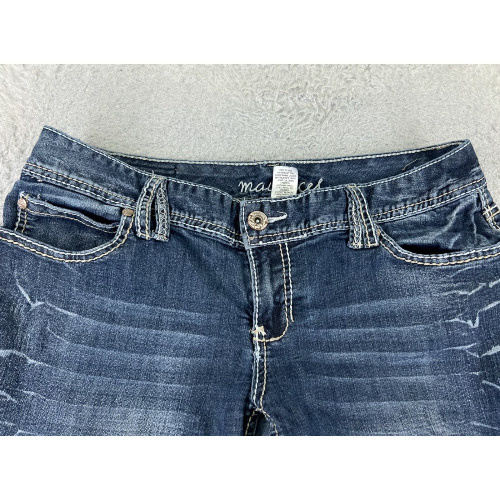 Vintage Maurices Jeans Women 11 Blue Denim Bootcut Low Rise 31x30 Cotton 5-Pocket Zipper Distressed Western Cowboy Size 32" / US 10 / IT 46 - 4 Thumbnail