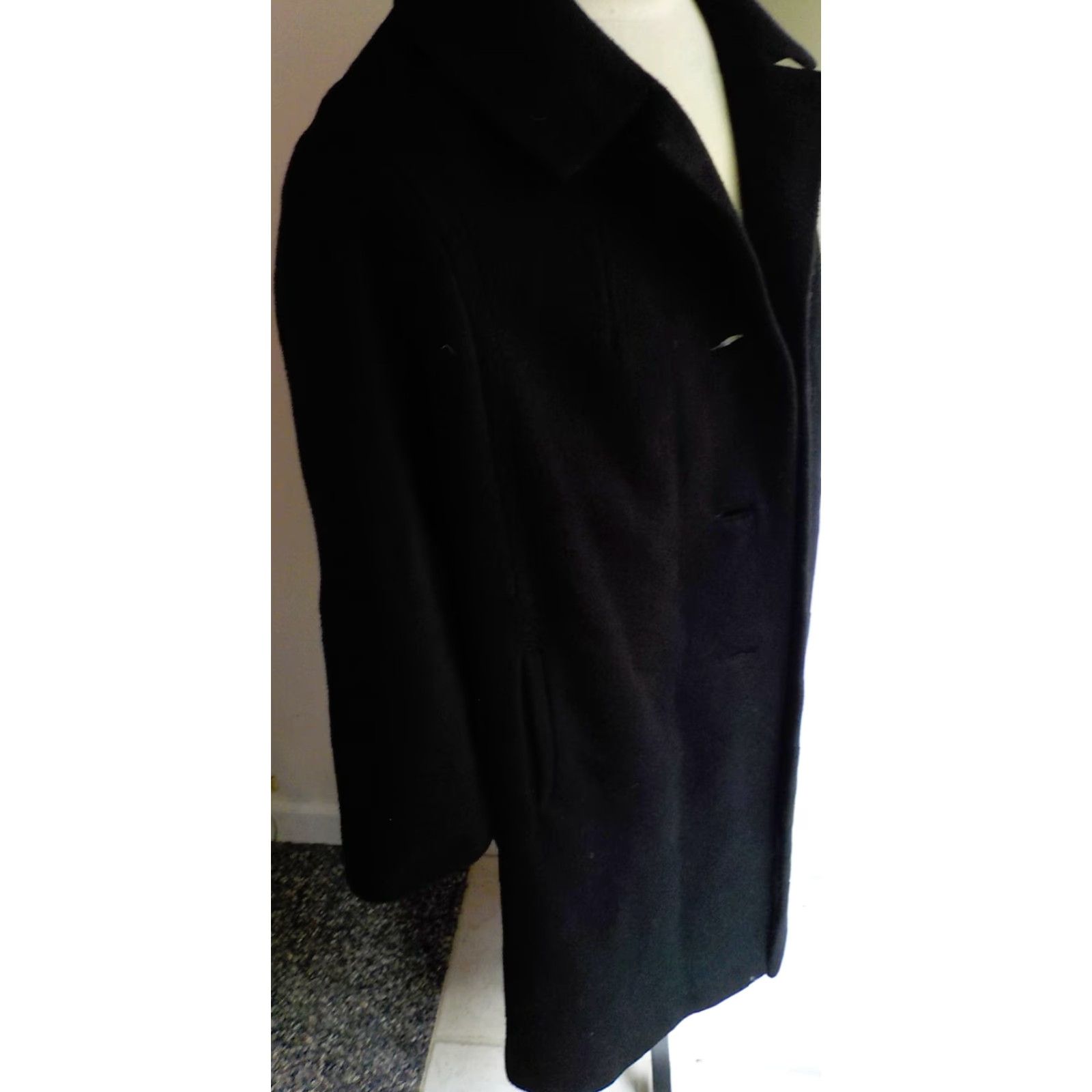 Vintage VINTAGE Regency Cashmere Coat for Lane Bryant Black Coat 2X Overcoat 100% Cashmere Gold Buttons Side Pockets Fully Lined Womens Size XXL / US 16-18 / IT 52-54 - 3 Thumbnail