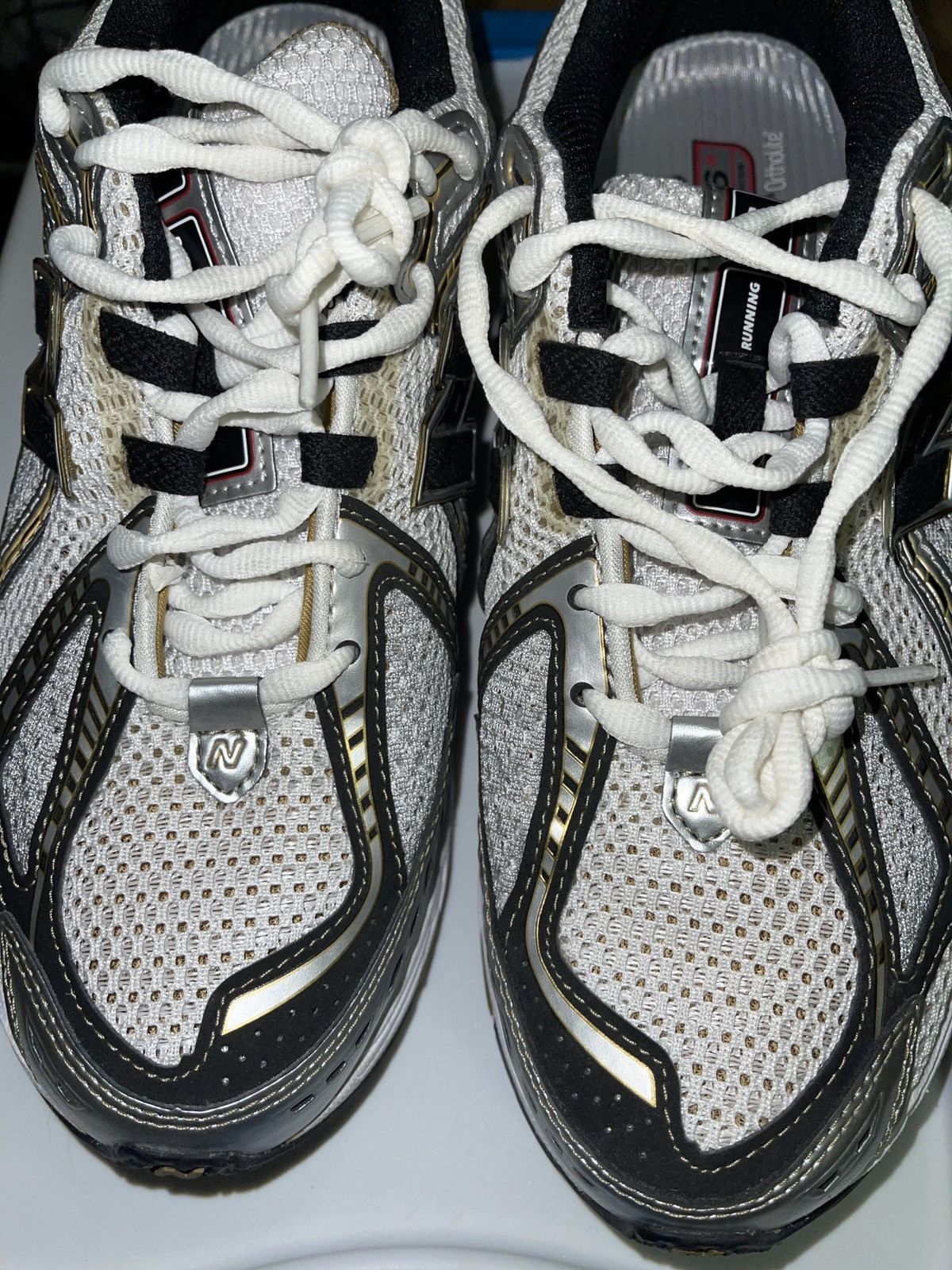 New Balance New Balance 1906R Size US 8 / EU 41 - 3 Thumbnail