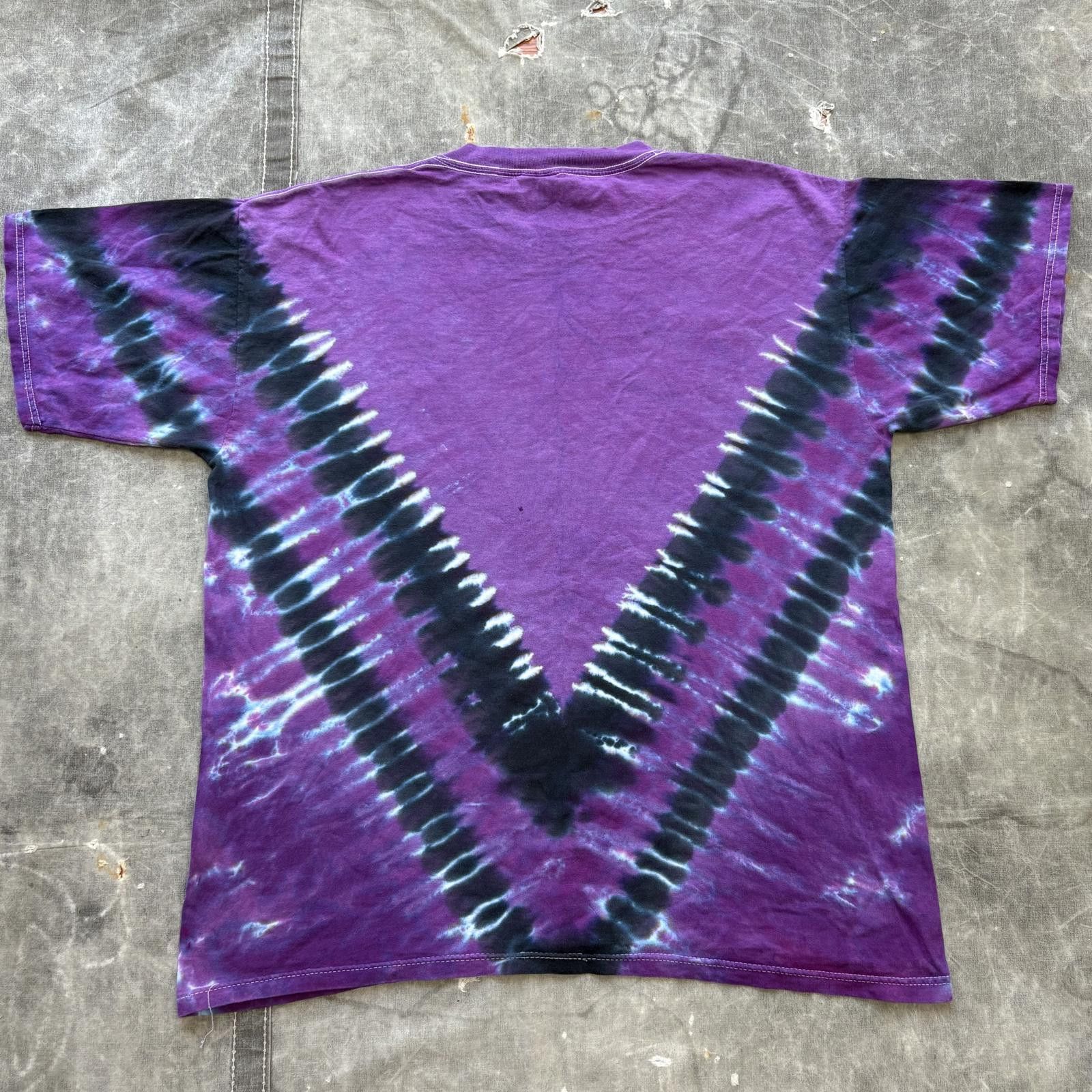 Band Tees Vintage 90s Tie-Dye Liquid Blue Badlands Rock Band Shirt Size US XL / EU 56 / 4 - 5 Thumbnail