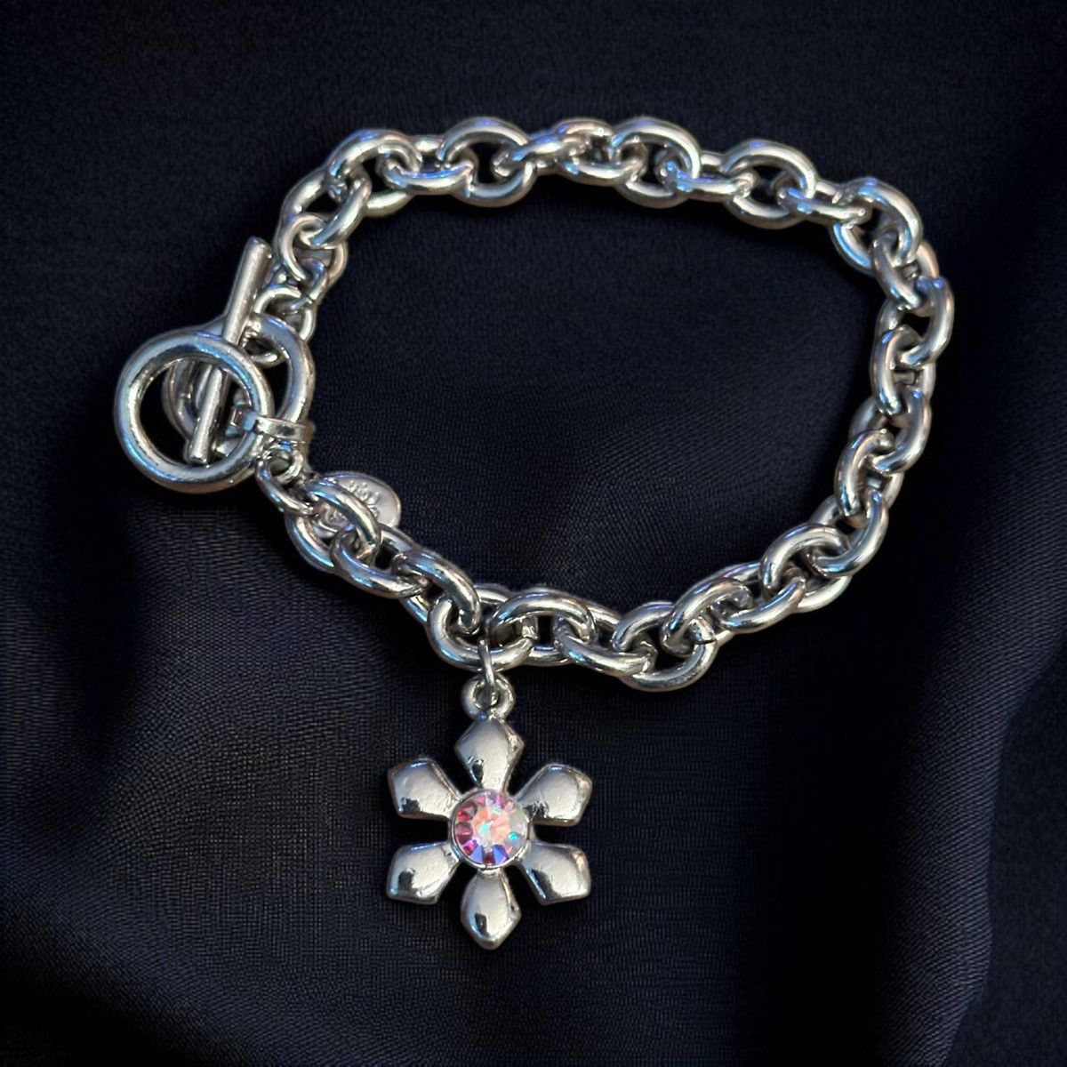 Other Cookie Lee silver tone flower charm bracelet Size ONE SIZE - 1 Thumbnail