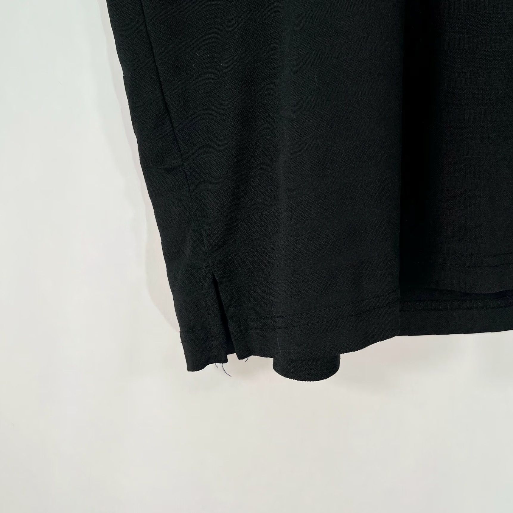 Vintage Mens Black Polo T Shirt Short Sleeve Collared Golf Polo XXL Casual Shirt Mens Size US XXL / EU 58 / 5 - 4 Thumbnail