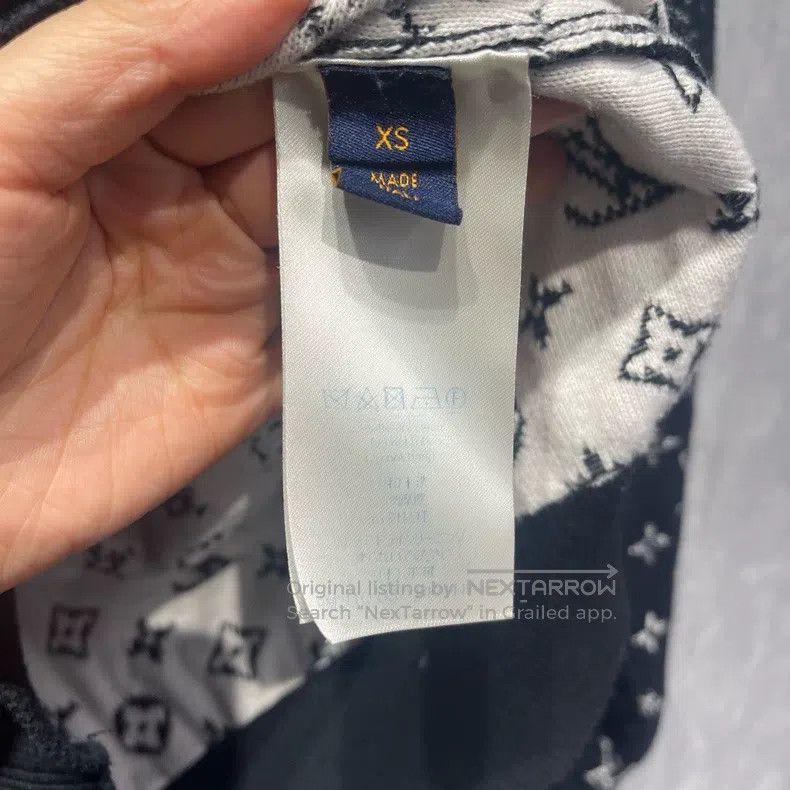 Louis Vuitton Louis Vuitton Three-Flower Gradient Printed Crew Neck Swea Size US XS / EU 42 / 0 - 4 Thumbnail