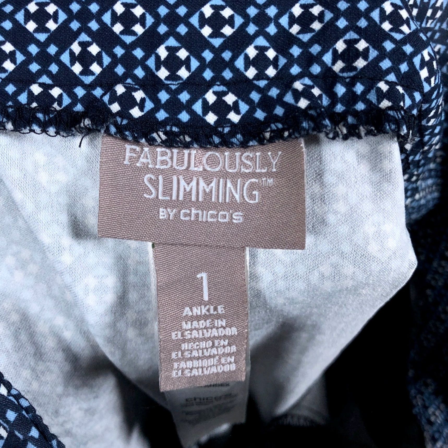 Vintage Chico's Womens Pants Blue White Fabulously Slimming Pull On Ankle Stretch 1 Chicos Womens Pants Blue White Fabulously Slimming Pull On Ankle Stretch 1 Size 24" / US 00 / IT 34 - 4 Thumbnail