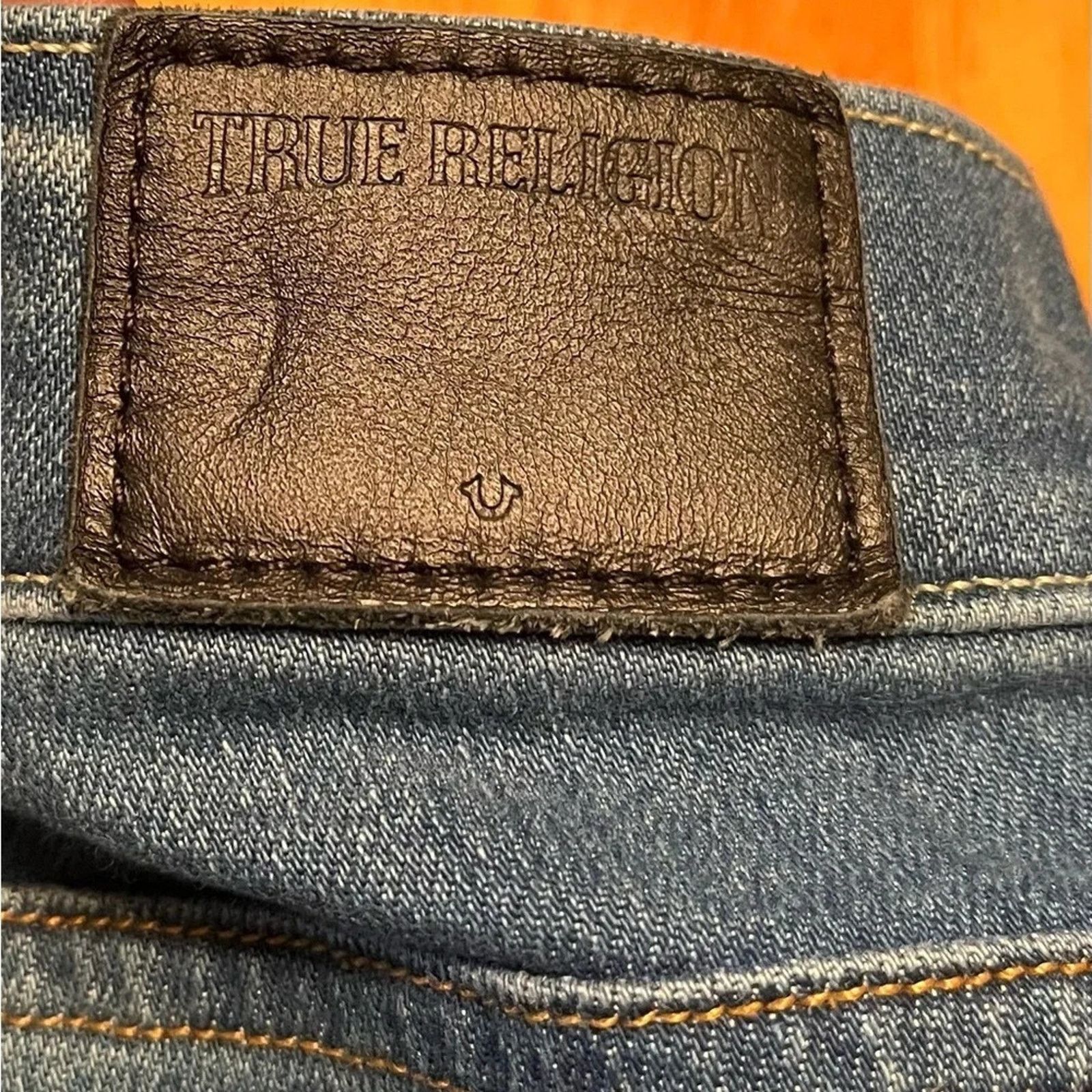 True Religion True Religion Y2K Cora Mid Rise Straight leg jeans, size 27 Size 27" / US 4 / IT 40 - 4 Thumbnail