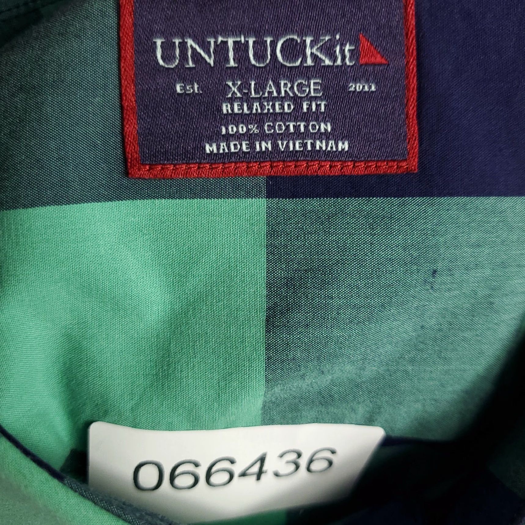 UNTUCKit **Untucked Shirt Men's XL Blue Check Button-Up Long Sleeve** User: Untucked Shirt Men's XL Blue Check Button-Up Long Sleeve Size US XL / EU 56 / 4 - 7 Thumbnail