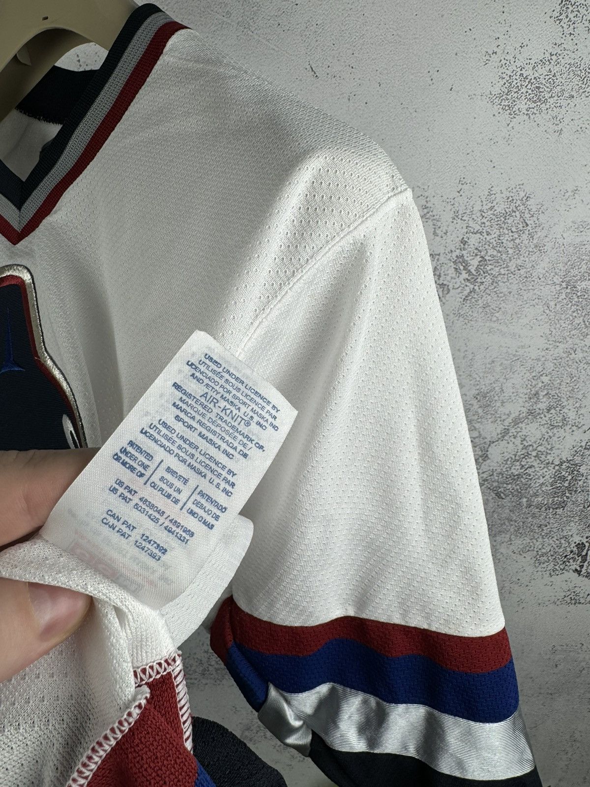 Ccm × Vintage VINTAGE VANCOUVER CANUCKS 1997 - 2003 NHL CCM HOCKEY JERSEY Size US XXS / EU 40 - 7 Thumbnail