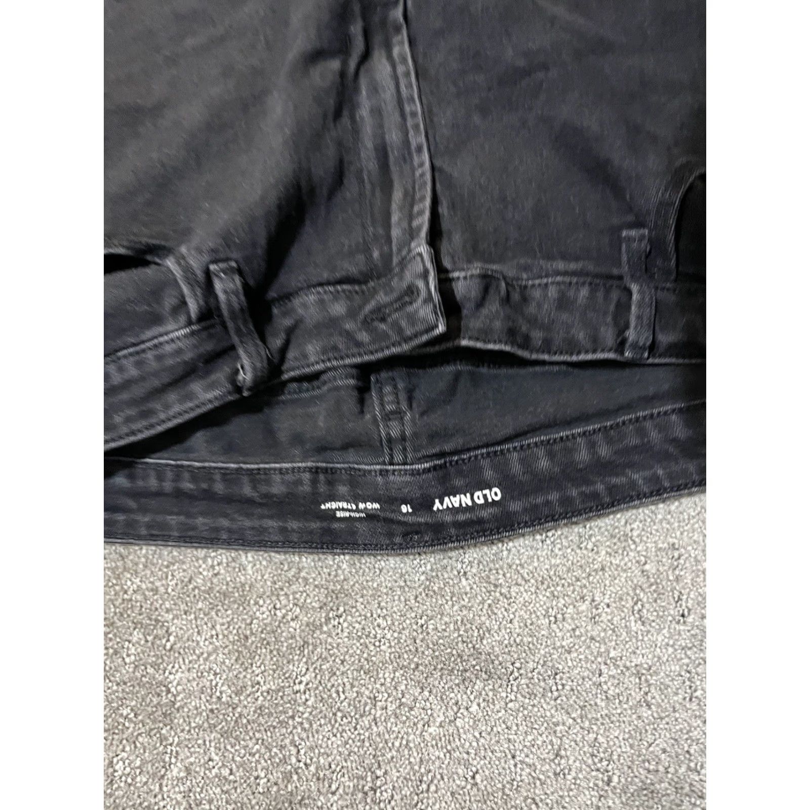 Old Navy Old Navy Jeans High Rise WOW Straight Women's Size 16 Medium Wash Black Size 38" / US 16 / IT 52 - 4 Thumbnail