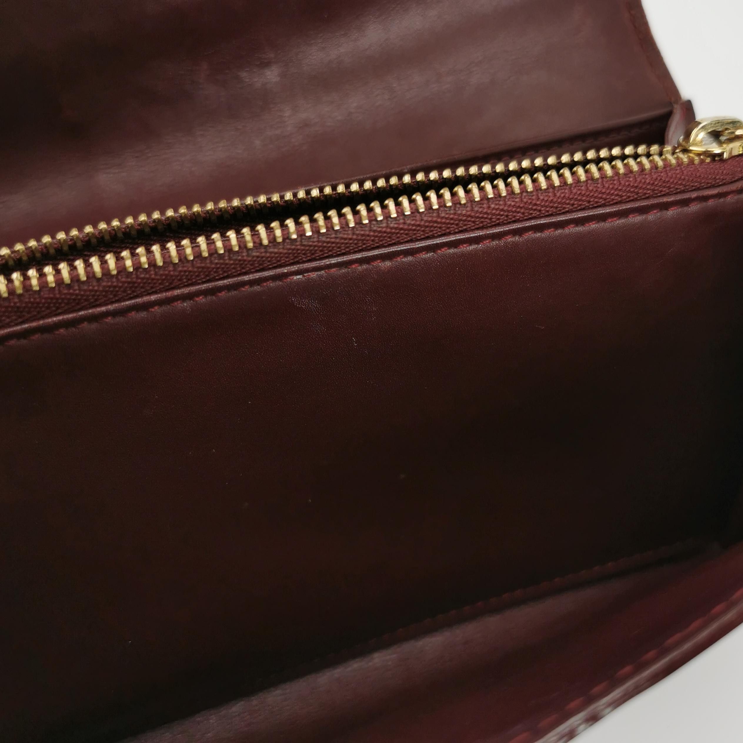 Louis Vuitton Louis Vuitton (LV) Vernis patent leather embossed monogram Size ONE SIZE - 3 Thumbnail