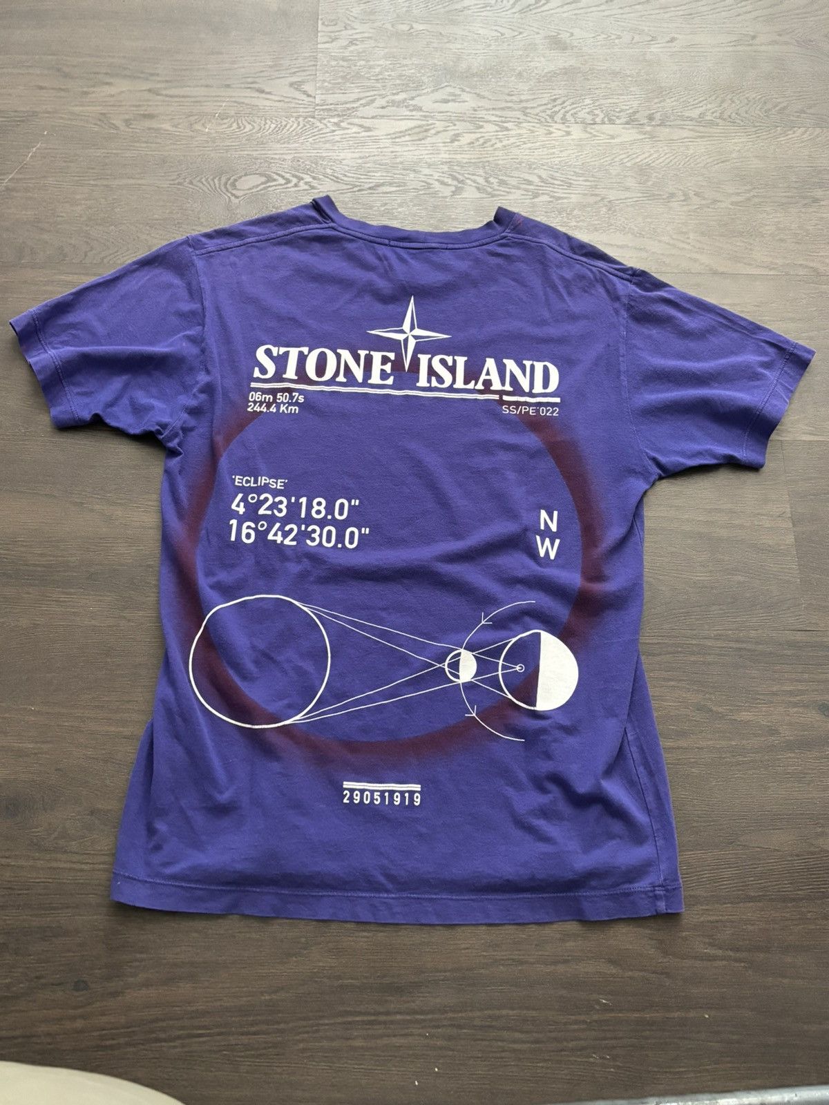 Stone Island Stone island solar eclipse tee Size US M / EU 48-50 / 2 - 2 Thumbnail