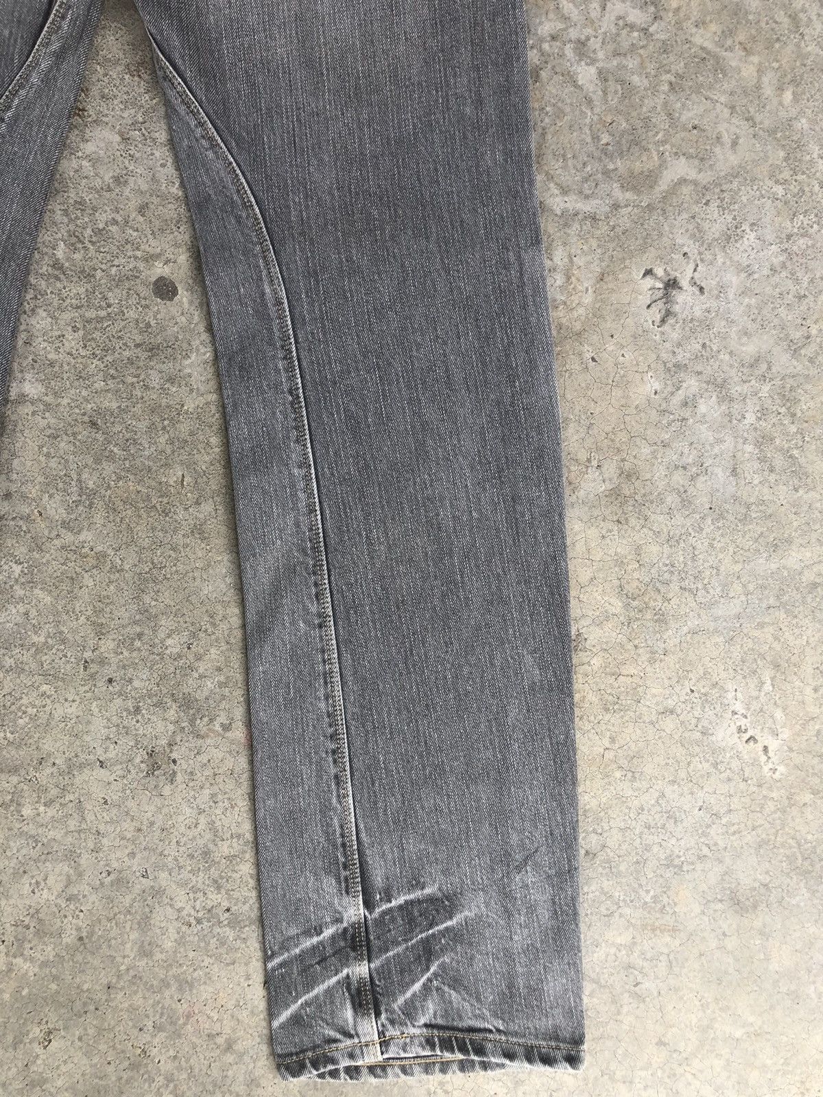Levi's Y2k Levi’s Engineered Jeans Distressed Denim Size US 31 - 12 Thumbnail