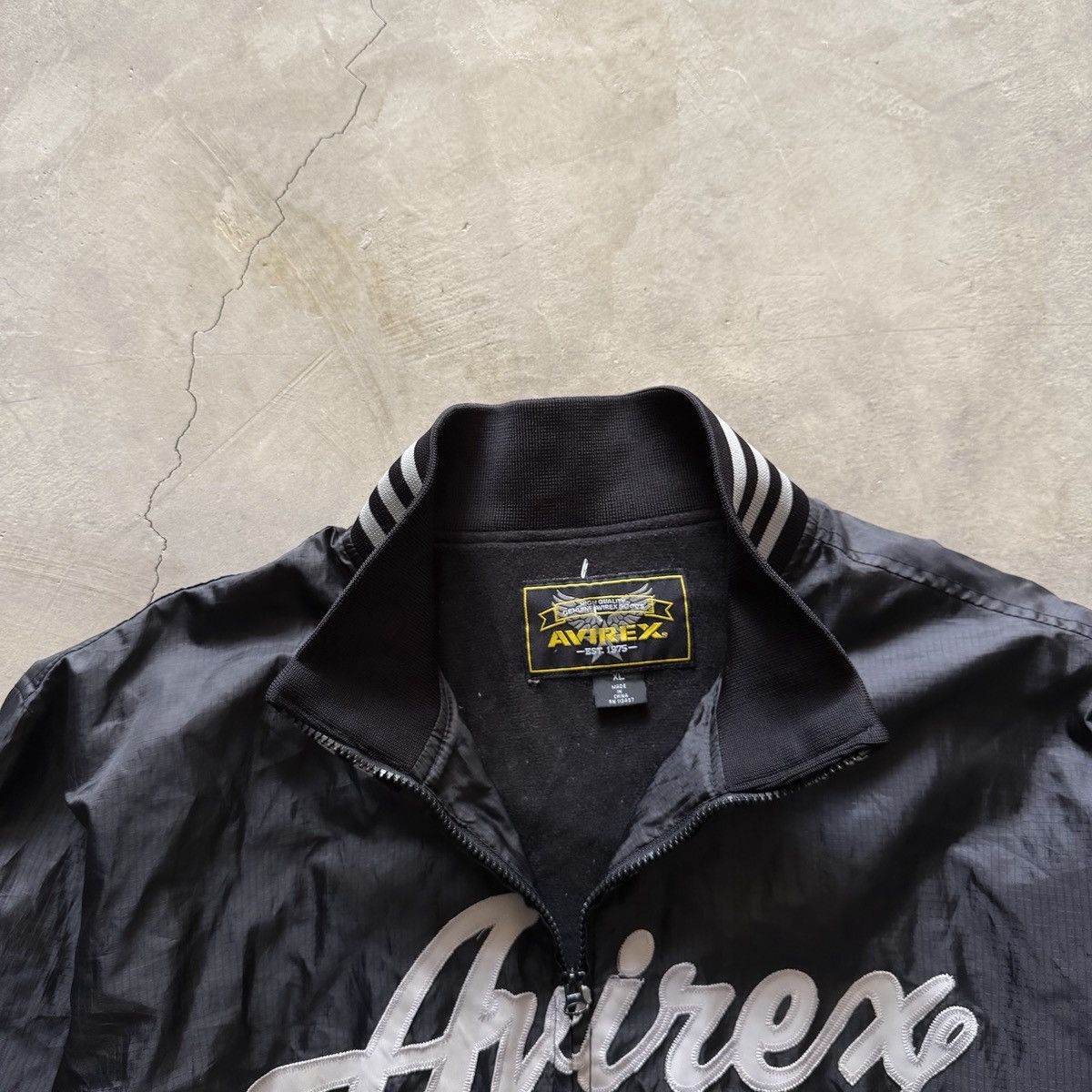 Avirex Vintage Avirex Boxy Bomber Jacket Size US XL / EU 56 / 4 - 6 Thumbnail